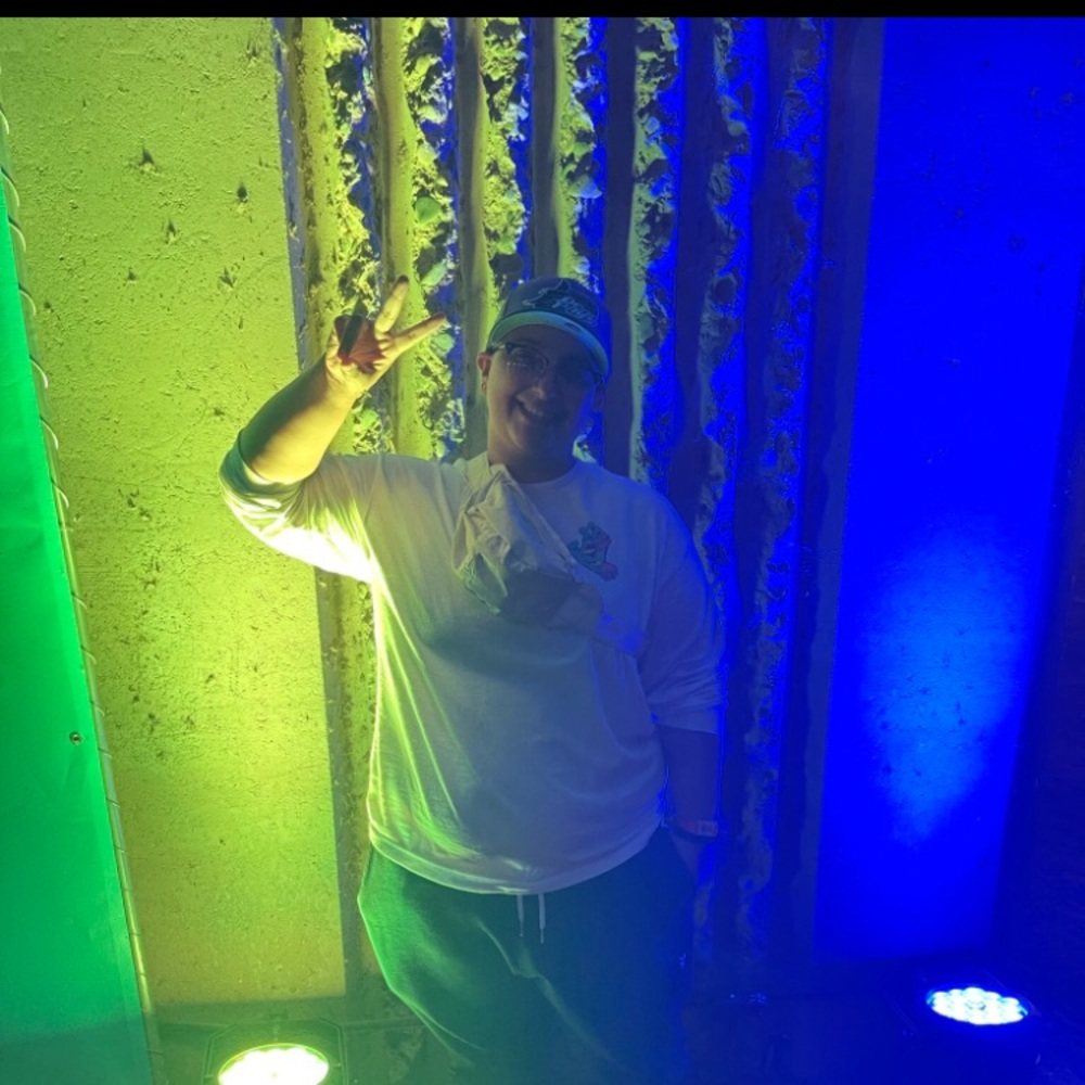 Meet your Posher, Wendy